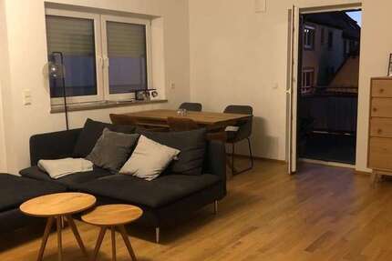 Wohnung Würzburg Lengfeld - 2 Zimmer, 60 m&sup2;, 810&euro; | Angebot:27350011