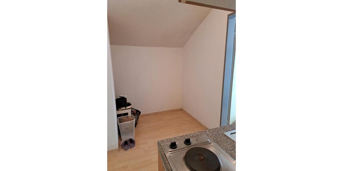 Dachgeschoßwohnung Gerbrunn - 1 Zimmer, 30 m&sup2;, 420&euro; | Angebot:26566515