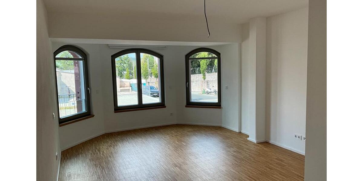 Hochparterre Würzburg Steinbachtal - 3 Zimmer, 122 m&sup2;, 1.587&euro; | Angebot:26068870
