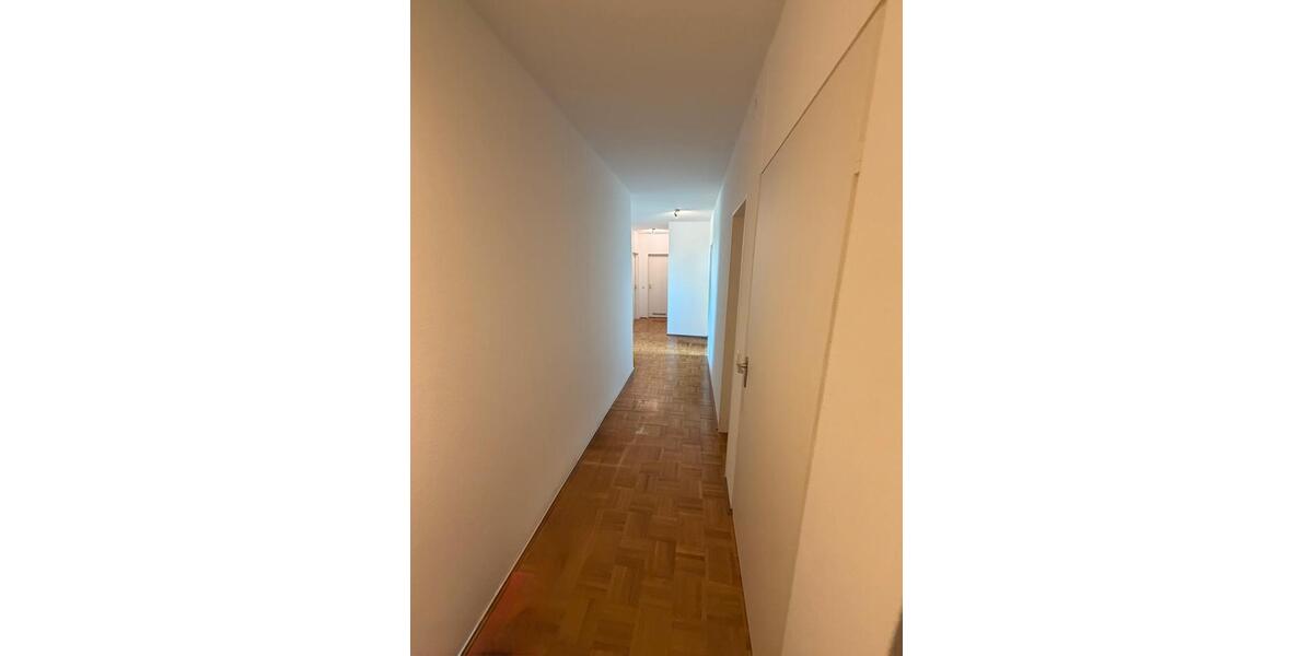 Etagenwohnung Würzburg Lengfeld - 3 Zimmer, 90 m&sup2;, 1.300&euro; | Angebot:26449995
