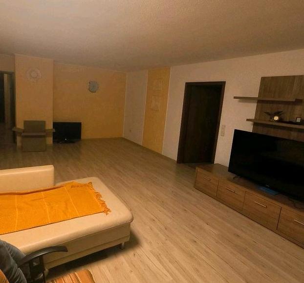 Etagenwohnung Rottendorf - 4 Zimmer, 123 m&sup2;, 1.090&euro; | Angebot:25017965