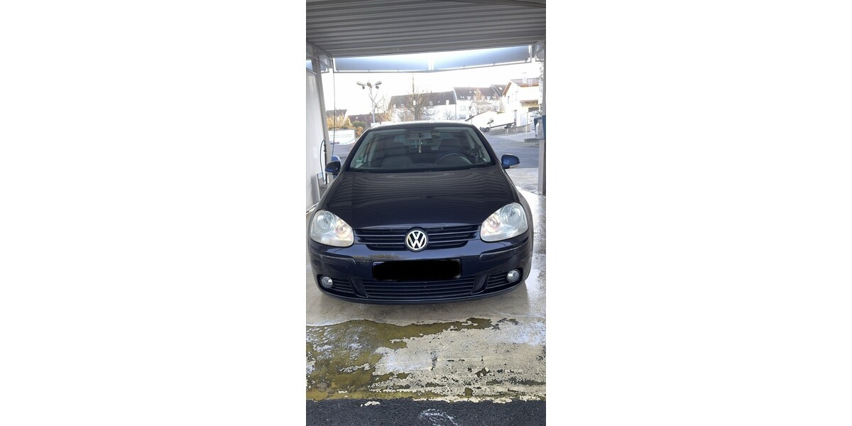 VW Golf 184.000 km 2.850 &euro; Würzburg 97070