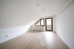 Architektenhaus mit großzügiger Einliegerwohnung und großem Garten in attraktiver Wohnlage - Einfamilienhaus Unterpleichfeld | Angebot:26321812