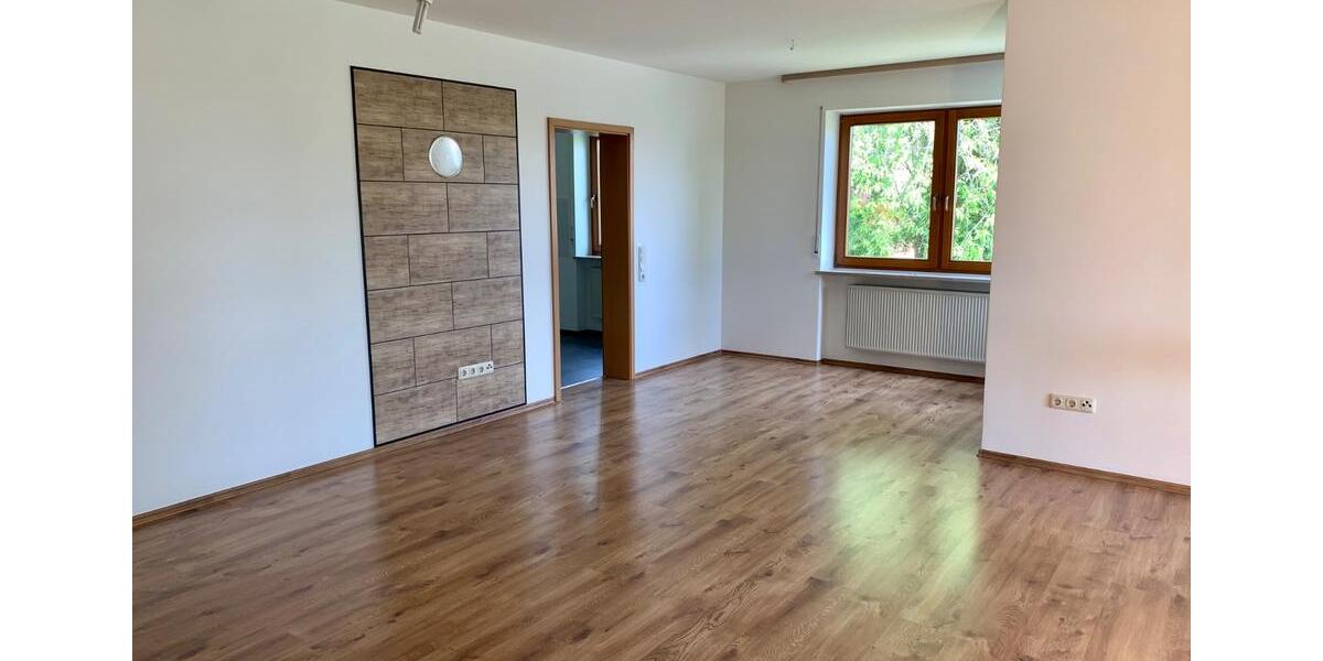 Etagenwohnung Volkach - 3 Zimmer, 91 m&sup2;, 335.000&euro; | Angebot:27208383