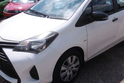 Toyota Yaris 78.550 km 7.500 € Kitzingen 97318