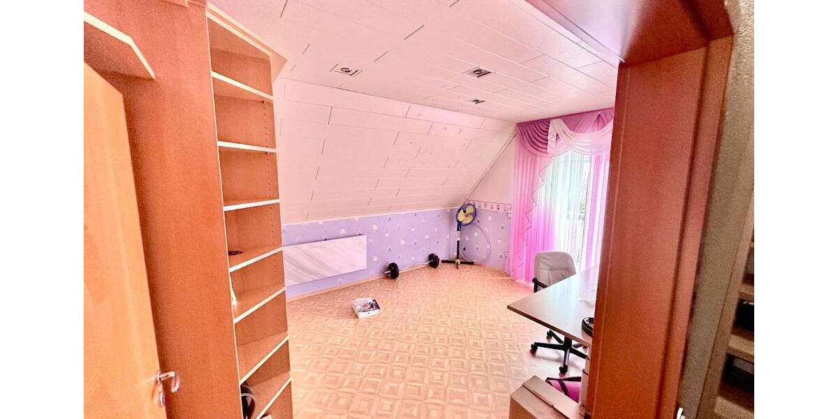 Einfamilienhaus Iphofen - 7 Zimmer, 196 m&sup2;, 769.000&euro; | Angebot:25408957