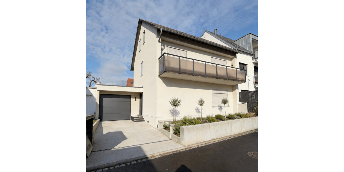 Einfamilienhaus Thüngersheim - 12 Zimmer, 271 m&sup2;, 519.950&euro; | Angebot:26351543