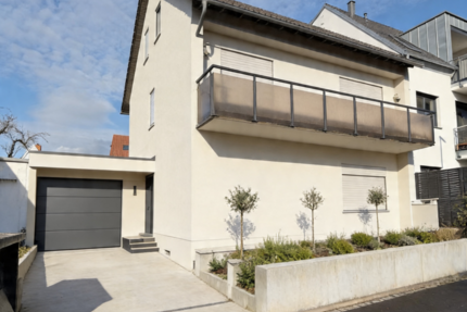 Haus Thüngersheim - 12 Zimmer, 271 m&sup2;, 519.950&euro; | Angebot:26351543
