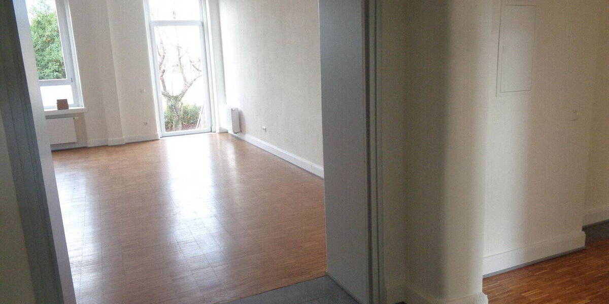 Etagenwohnung Würzburg Zellerau - 4 Zimmer, 124 m&sup2;, 1.630&euro; | Angebot:26290130