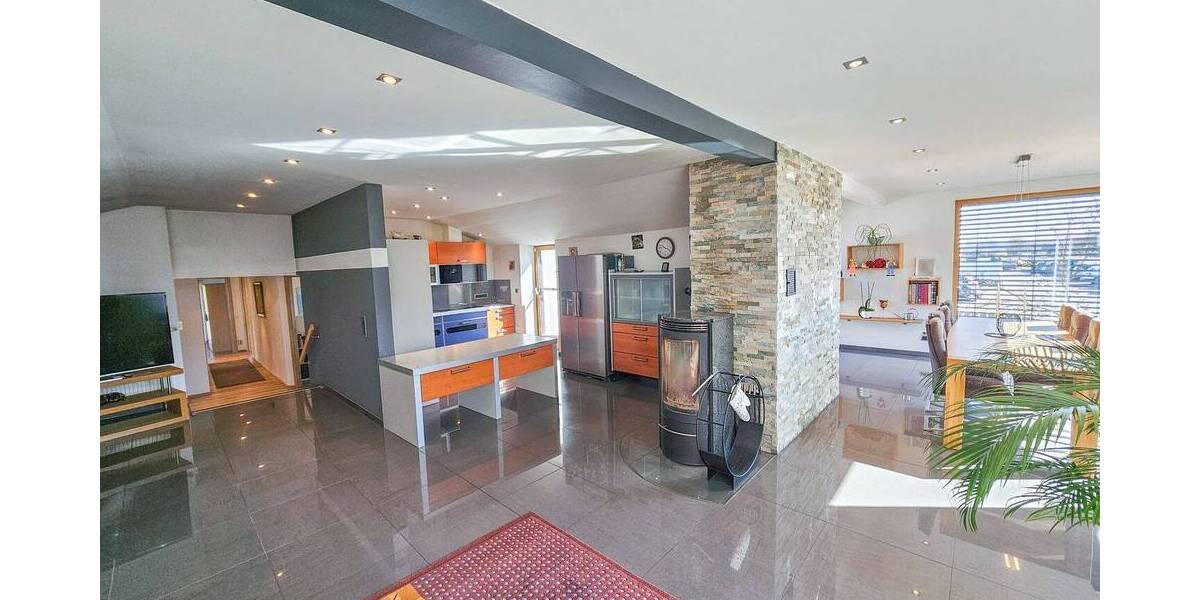 Mehrfamilienhaus, Wohnhaus Dettelbach - 6 Zimmer, 202 m&sup2;, 675.000&euro; | Angebot:26016140