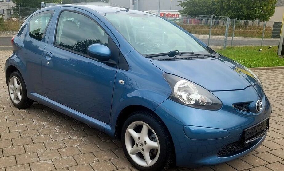 Aygo (X)