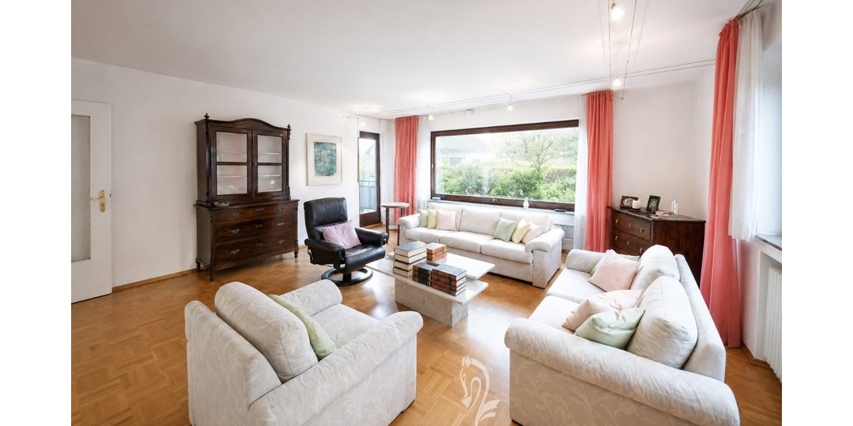 Zweifamilienhaus mit Garten, Ausbaureserve im DG und ausgebautem Bereich im UG - Zweifamilienhaus Zell am Main | Angebot:26876421