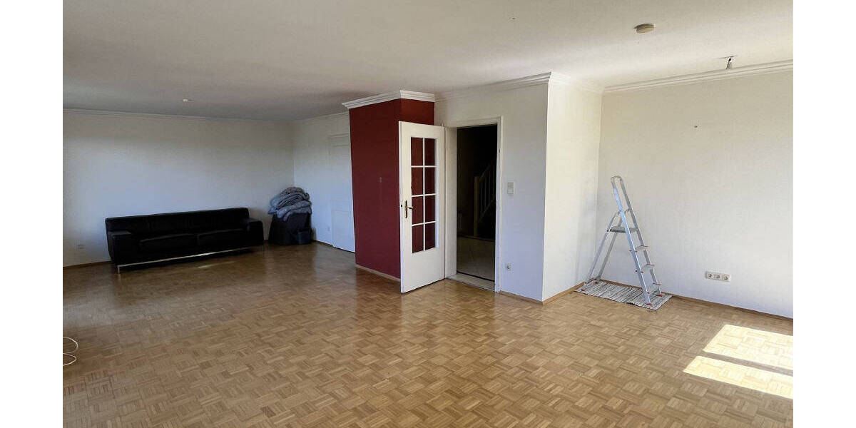 Etagenwohnung Tauberbischofsheim - 4 Zimmer, 136 m&sup2;, 340.000&euro; | Angebot:23982741