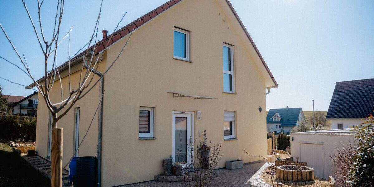 Einfamilienhaus Zellingen Duttenbrunn - 4 Zimmer, 114 m&sup2;, 495.000&euro; | Angebot:25798812