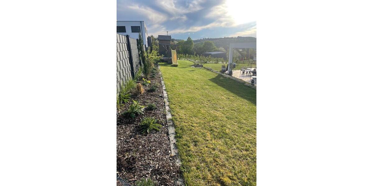 Villa Thüngen - 7 Zimmer, 210 m&sup2;, 3.250&euro; | Angebot:26129967