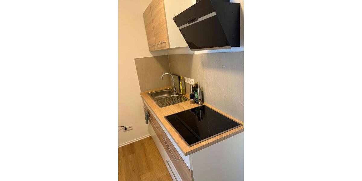 Etagenwohnung Würzburg - 1 Zimmer, 14 m&sup2;, 650&euro; | Angebot:26062197