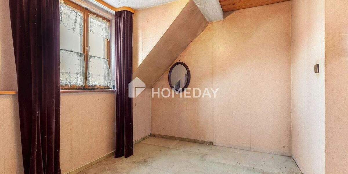 Einfamilienhaus Höchberg - 5 Zimmer, 85 m&sup2;, 135.000&euro; | Angebot:25798423