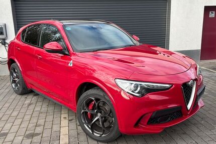 Alfa Romeo Stelvio 39.300 km 44.900 &euro; Volkach 97332