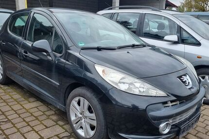 Peugeot 207 120.000 km 1.900 € Randersacker 97236