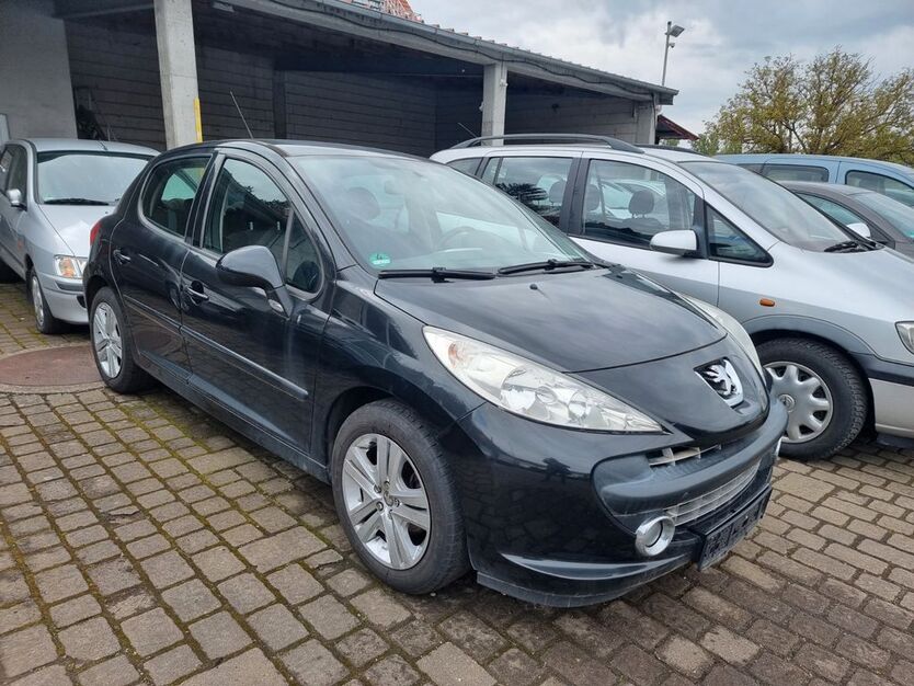 Peugeot 207 120.000 km 1.900 € Randersacker 97236