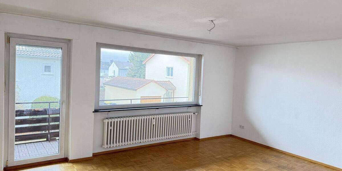 Etagenwohnung Höchberg - 4 Zimmer, 95 m&sup2;, 270.000&euro; | Angebot:25984866
