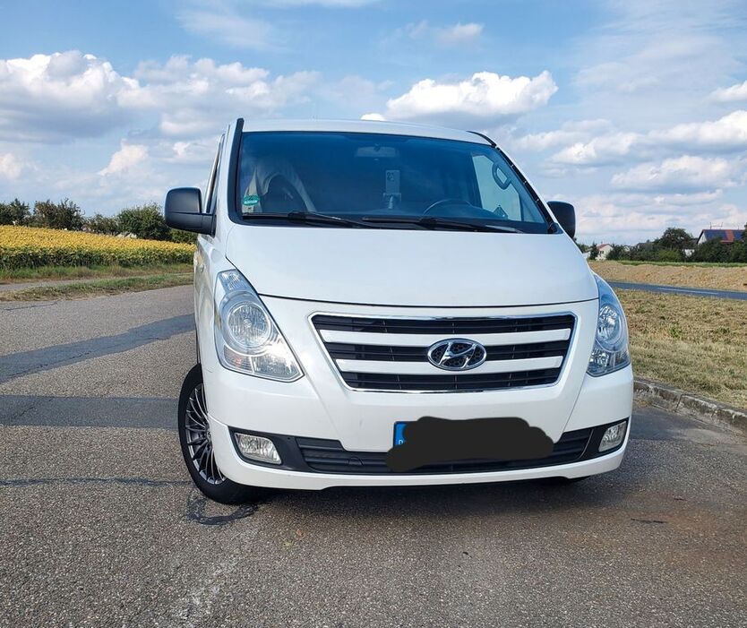 Hyundai H-1 Starex 112.000 km 14.500 € Großrinderfeld 97950
