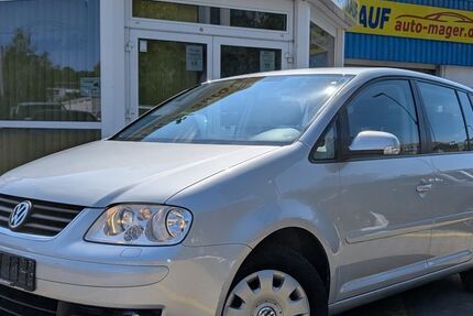 VW Touran 74.130 km 7.450 € Würzburg 97078