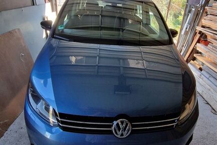 VW Touran 62.317 km 9.590 &euro; Kitzingen 97318