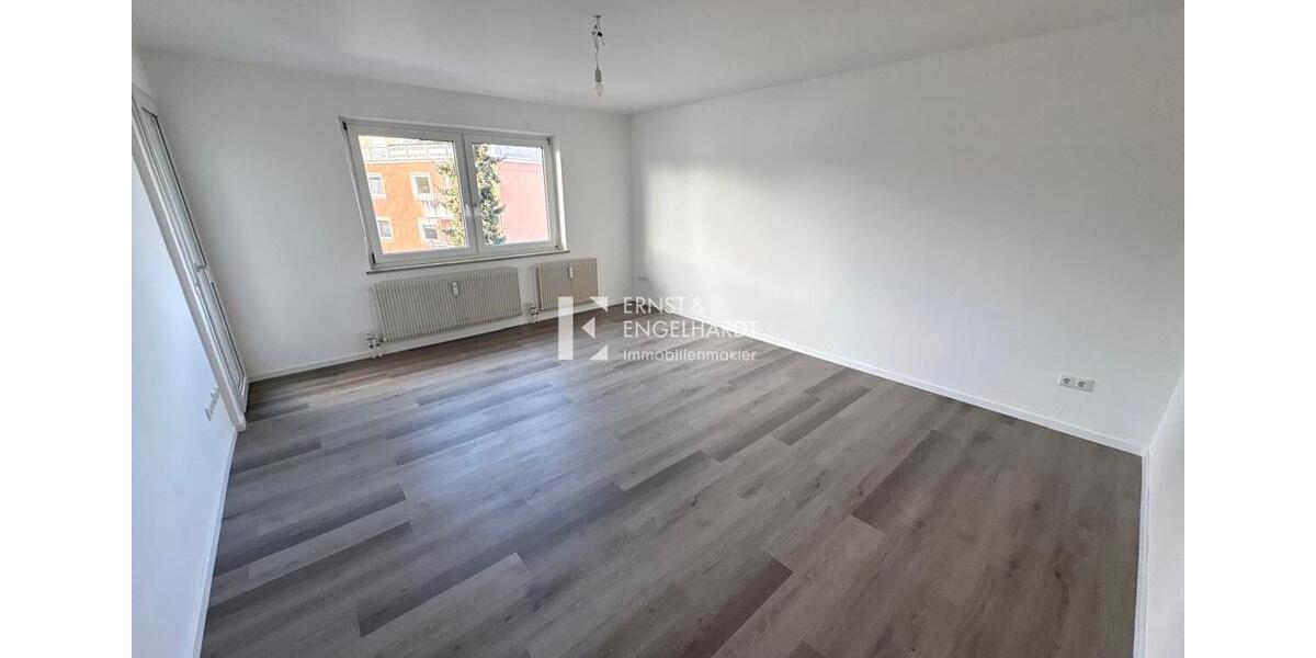 Lichtdurchflutete, modernisierte 3,5-Zimmer-Wohnung mit zwei Balkonen in attraktiver Lage 3.5 zimmer