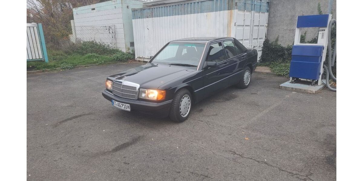 Mercedes-Benz 190 247.153 km 6.800 &euro; Kitzingen 97318