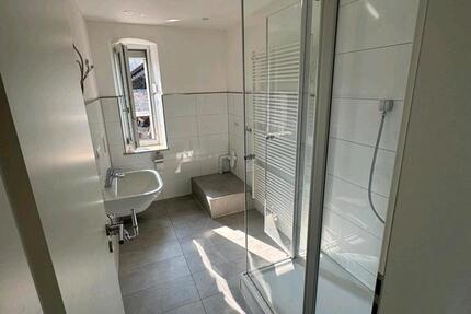 Wohnung Ochsenfurt - 4 Zimmer, 90 m&sup2;, 800&euro; | Angebot:25294793