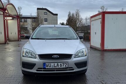 Ford Focus 185.000 km 1.800 &euro; wurzburg 97082