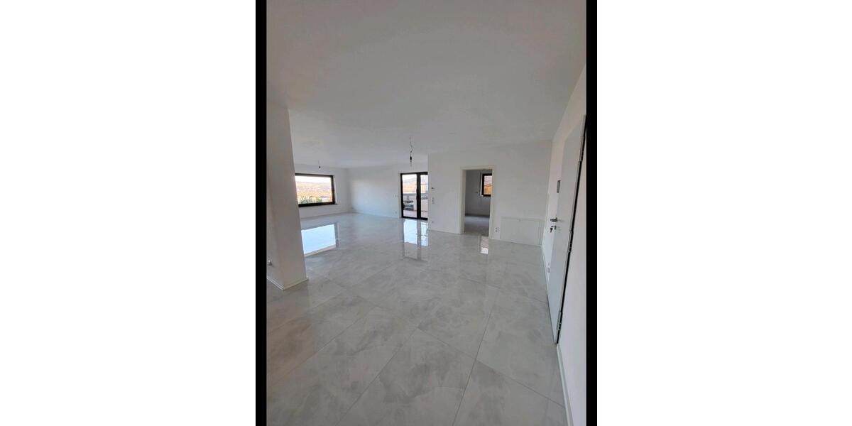 3 Zimmer Wohnung mit Garten zimmer