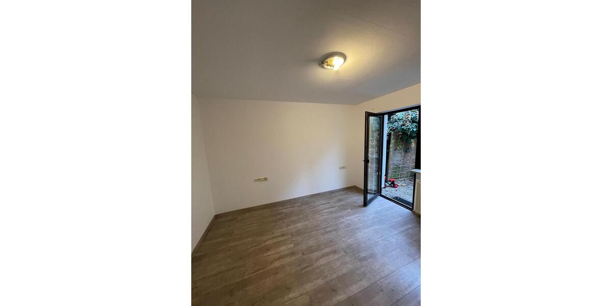 Doppelhaushälfte Zell am Main - 5 Zimmer, 151 m&sup2;, 379.000&euro; | Angebot:26957747