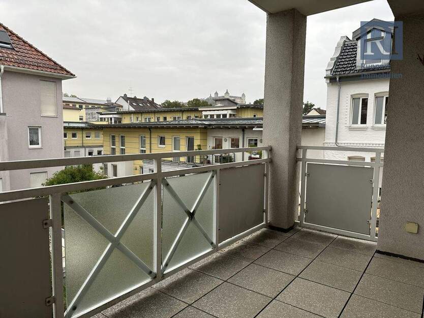 Helle 2-Zimmer-Wohnung mit Balkon und Stellplatz in der Sanderau 2 zimmer