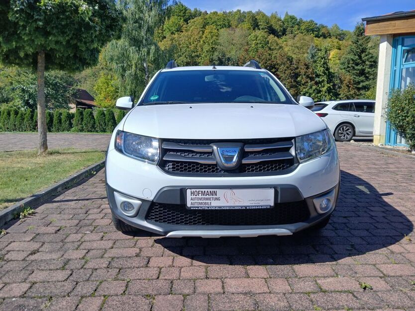 Dacia Sandero 223.000 km 4.690 € Grafenrheinfeld 97506