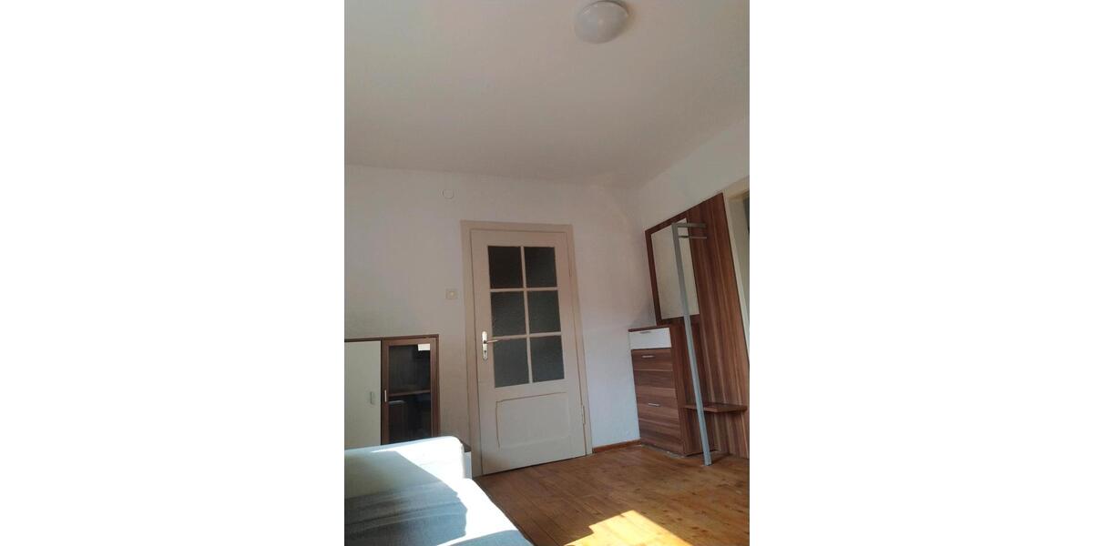 Etagenwohnung Karsbach - 1 Zimmer, 40 m&sup2;, 550&euro; | Angebot:26200811