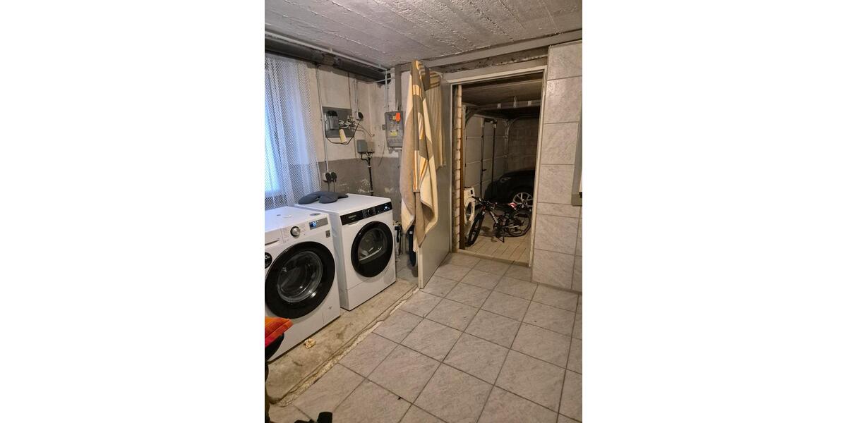 Mehrfamilienhaus, Wohnhaus Karlstadt - 11 Zimmer, 220 m&sup2;, 325.000&euro; | Angebot:25976551