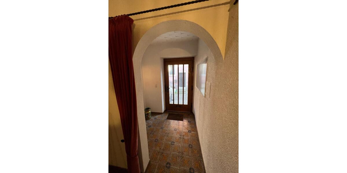 Mehrfamilienhaus, Wohnhaus Dettelbach - 8 Zimmer, 191 m&sup2;, 199.000&euro; | Angebot:26991778