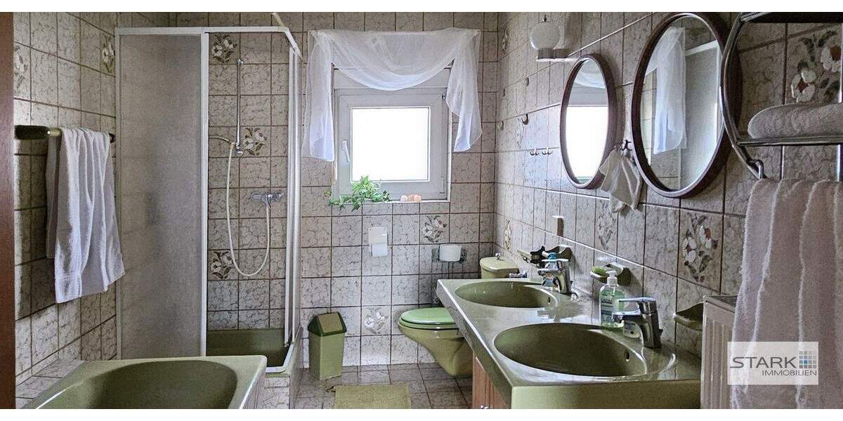 Mehrfamilienhaus, Wohnhaus Kirchheim - 7 Zimmer, 264.000&euro; | Angebot:26512826